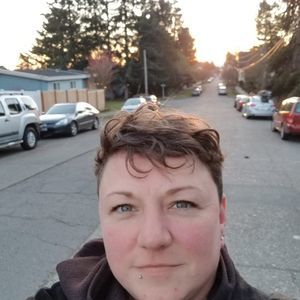 Meet your Posher, Regina